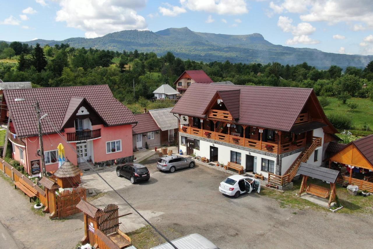 Pensiune Agroturistica "Casa Teodora" Budeşti Buitenkant foto