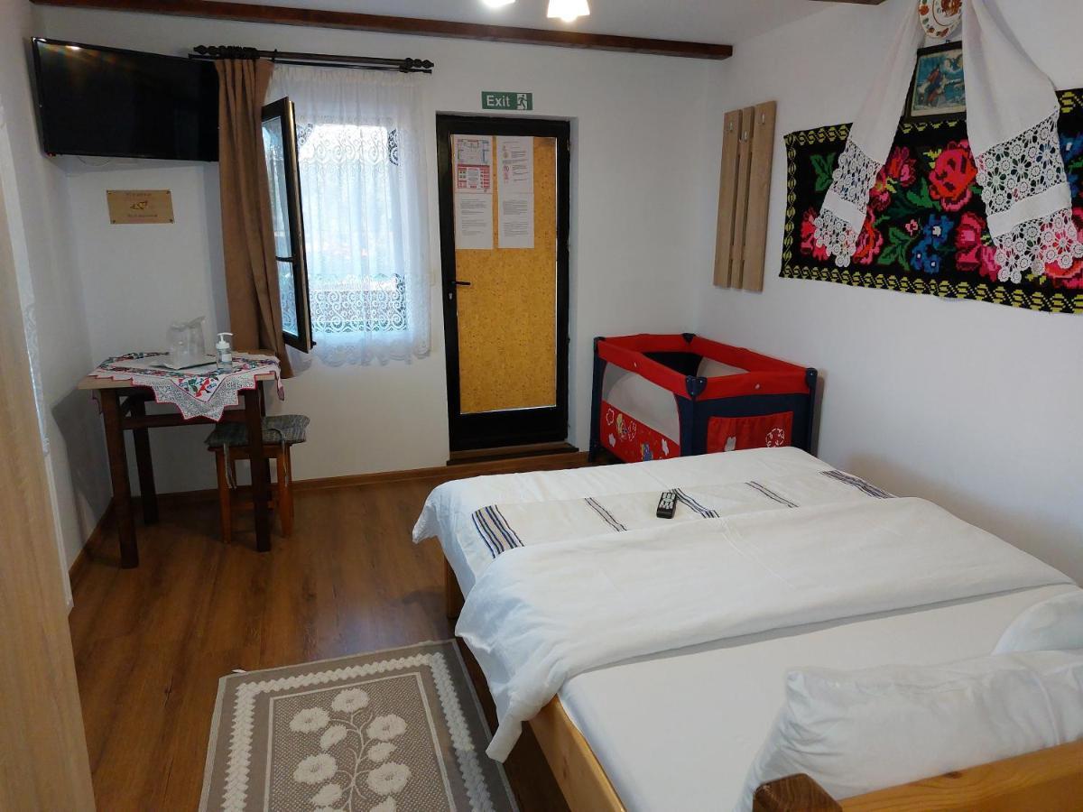 Pensiune Agroturistica "Casa Teodora" Budeşti Buitenkant foto