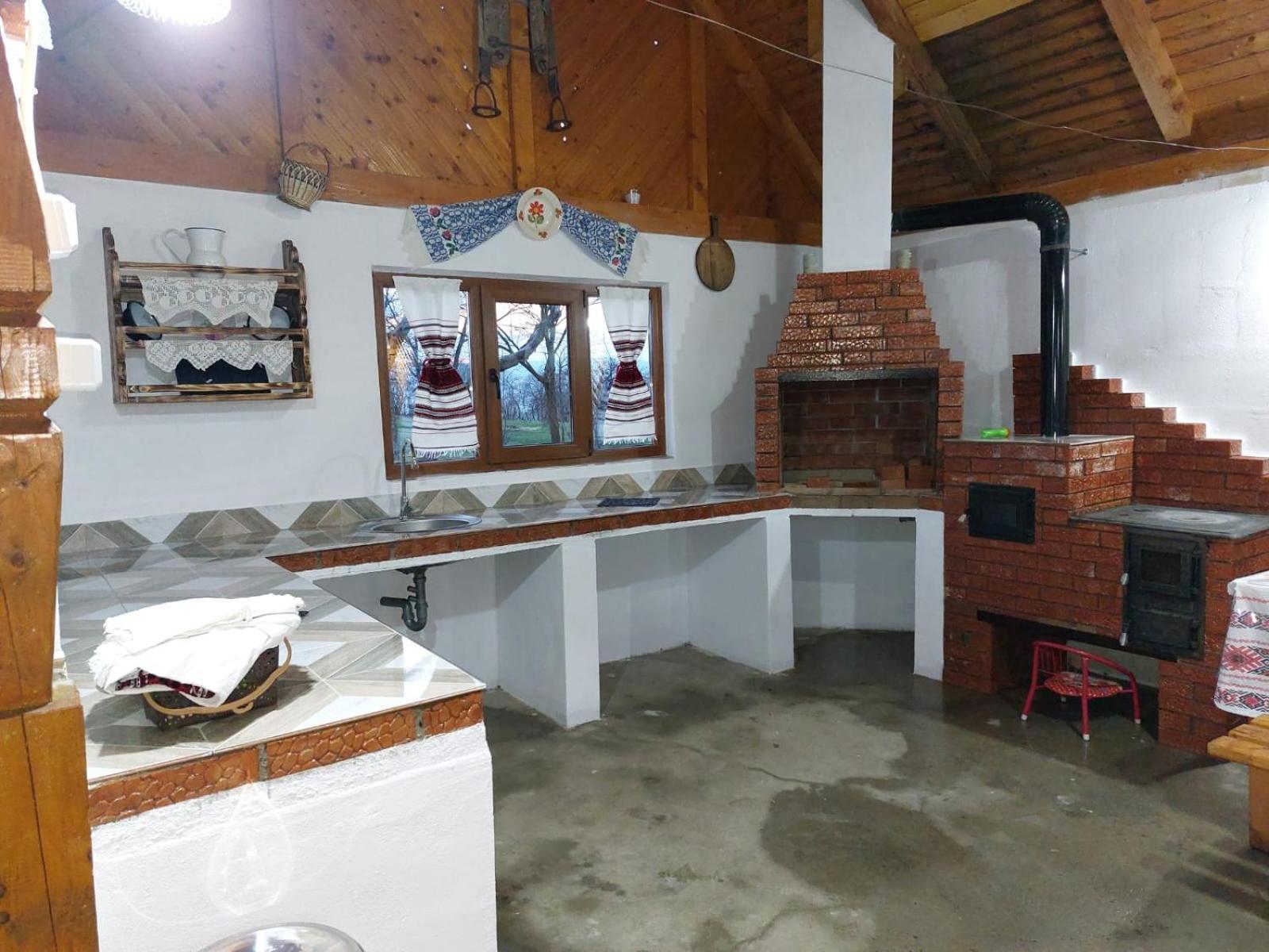 Pensiune Agroturistica "Casa Teodora" Budeşti Buitenkant foto