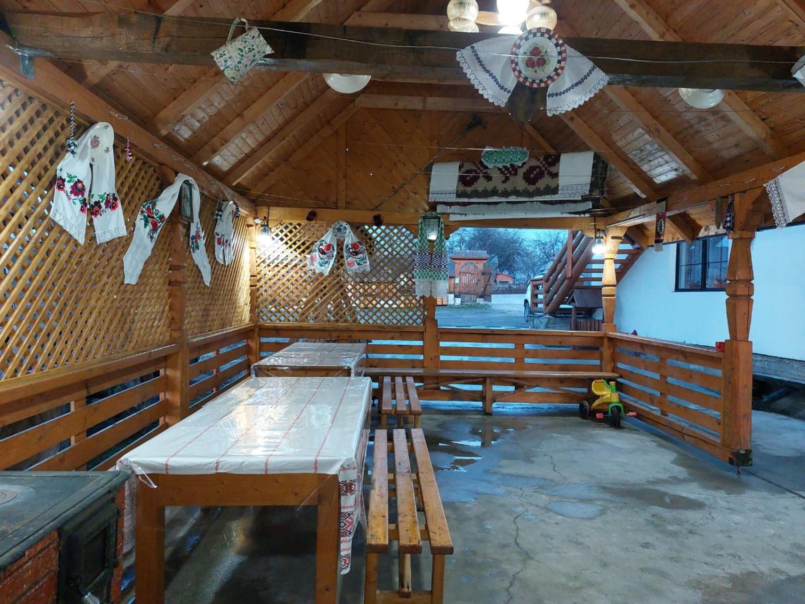 Pensiune Agroturistica "Casa Teodora" Budeşti Buitenkant foto