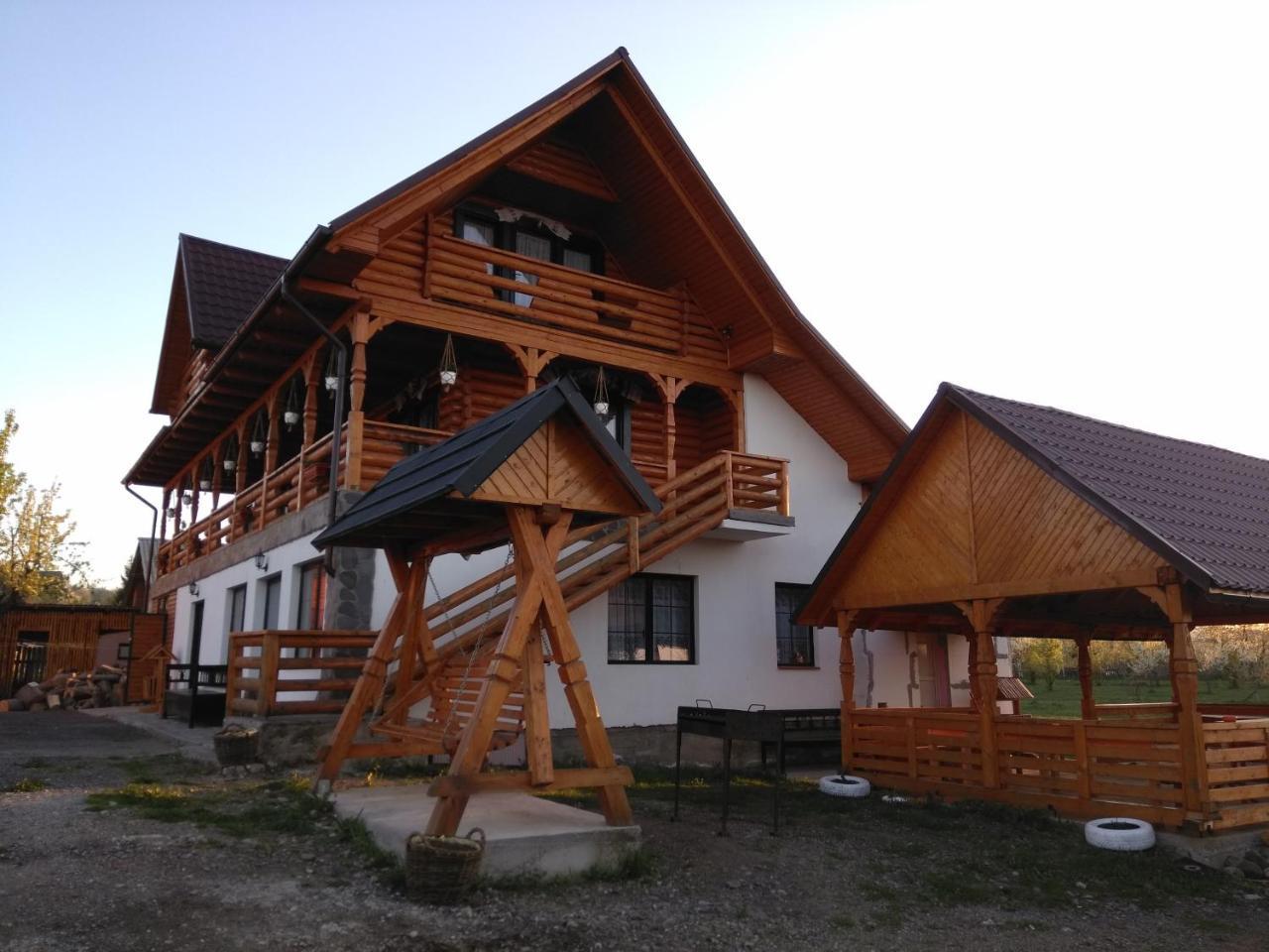 Pensiune Agroturistica "Casa Teodora" Budeşti Buitenkant foto