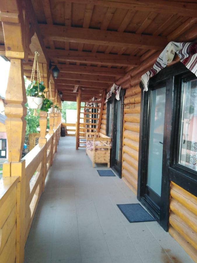 Pensiune Agroturistica "Casa Teodora" Budeşti Buitenkant foto
